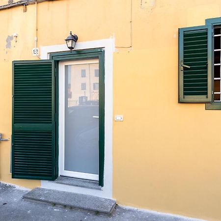 Livorno Yellow Apartament Near The Sea Extérieur photo