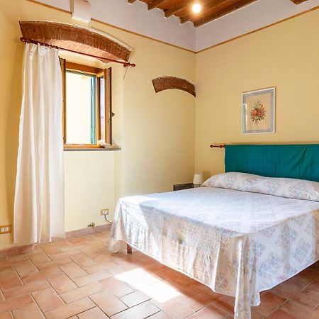 Livorno Yellow Apartament Near The Sea Extérieur photo